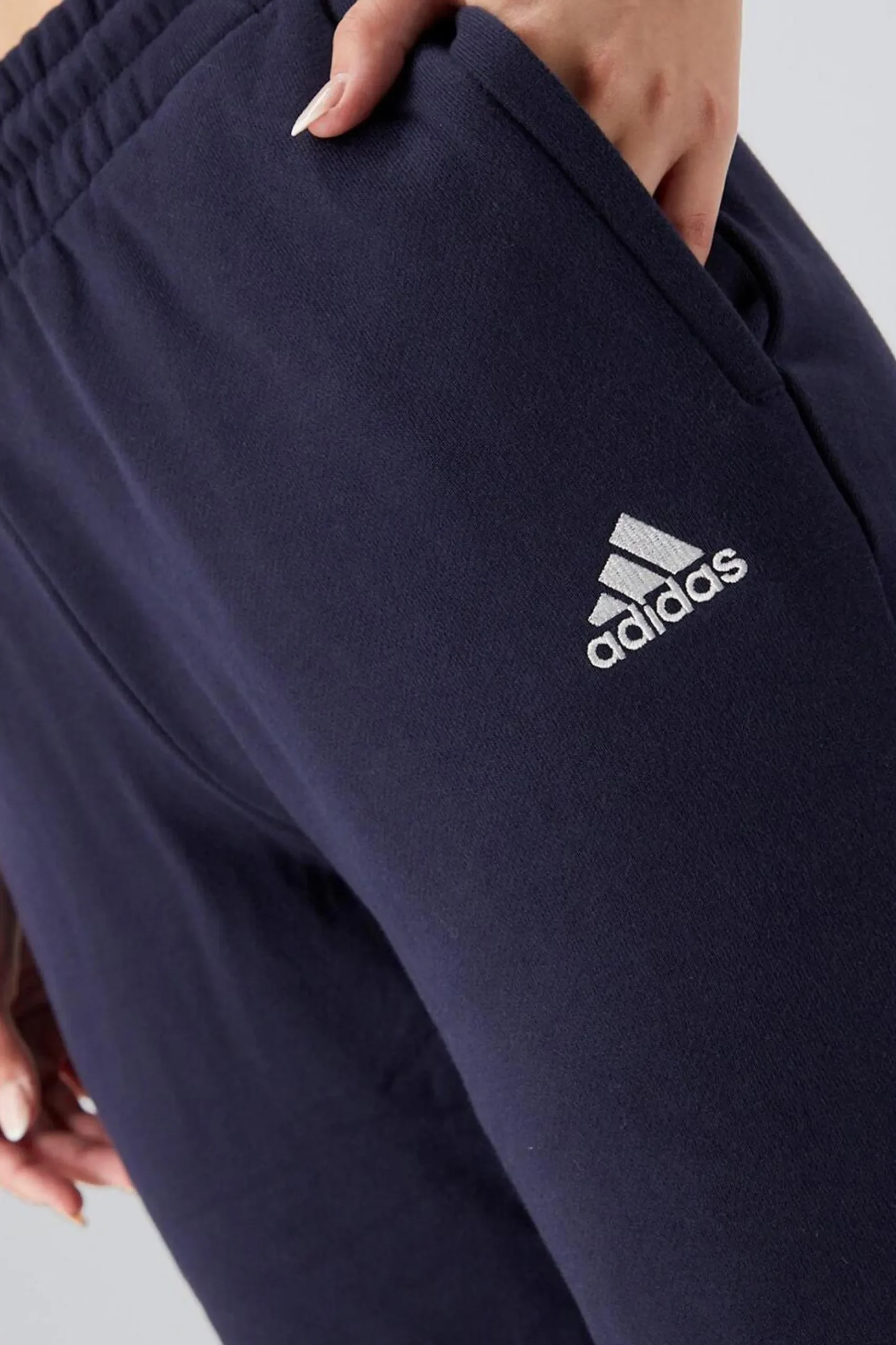 adidas Linear