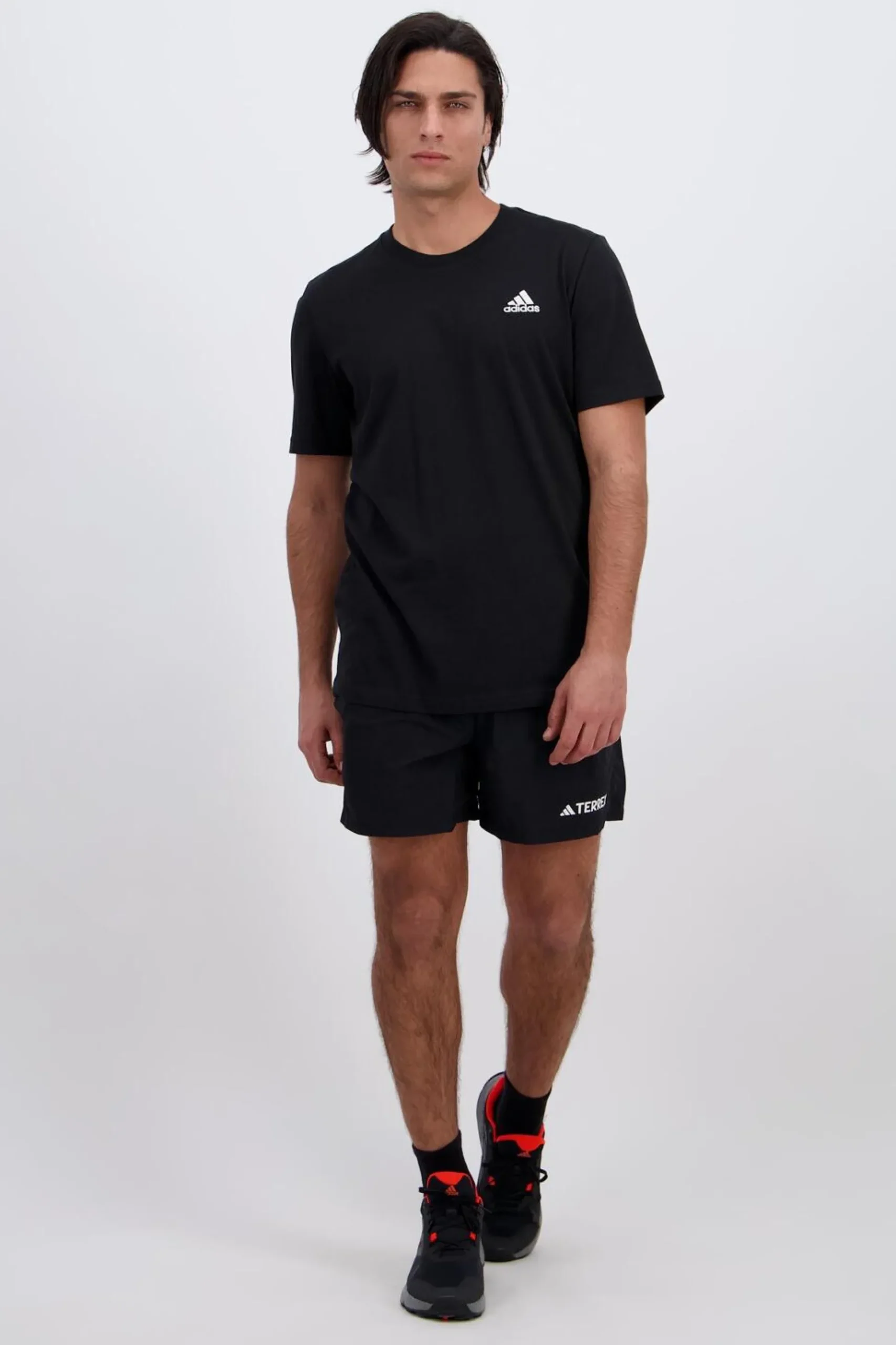 Calções adidas