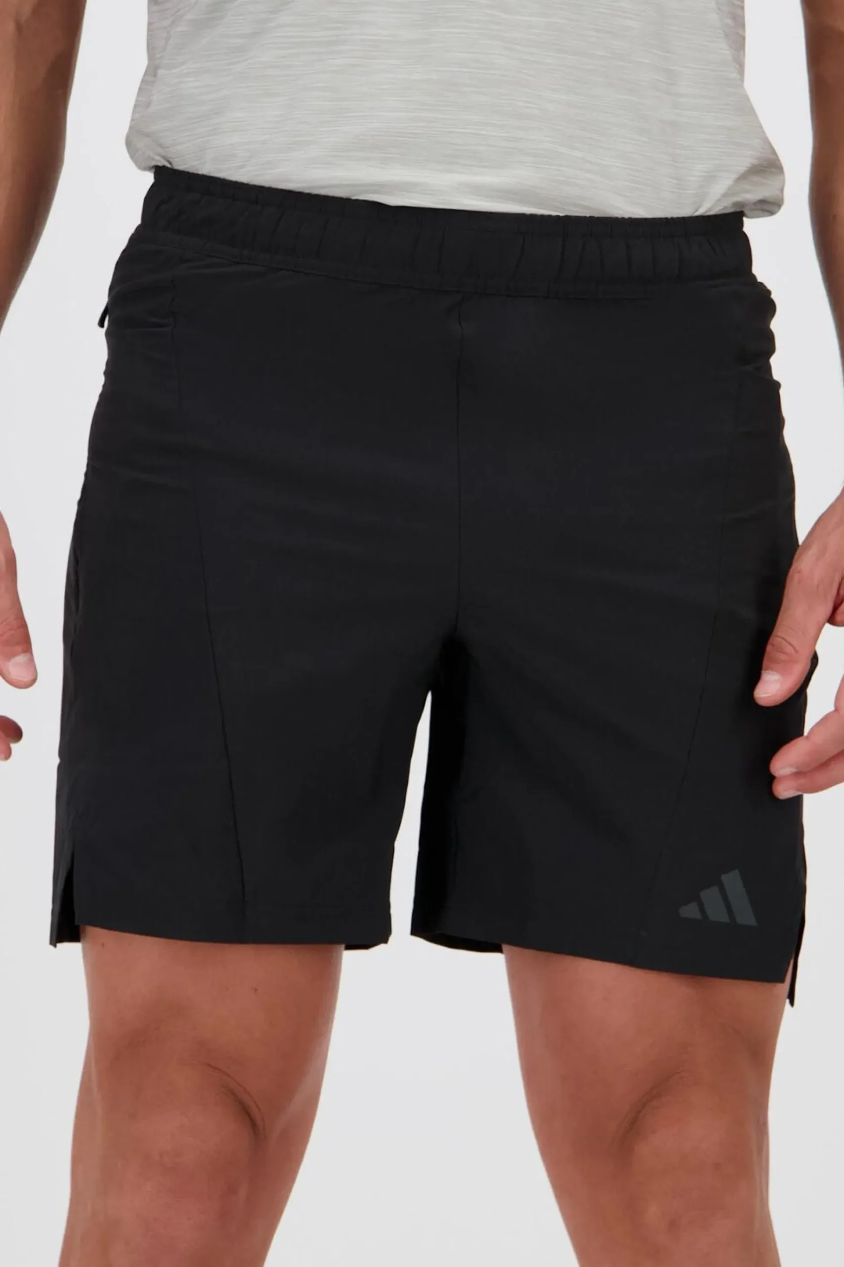 Calções adidas