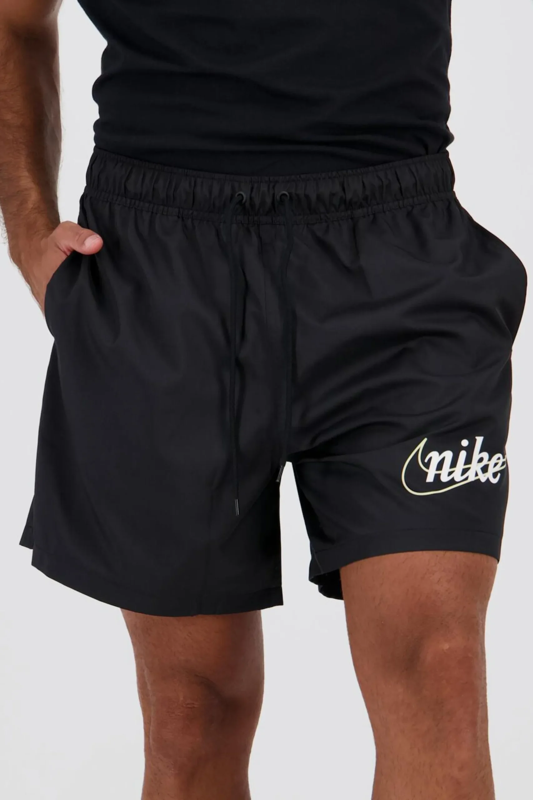 Calções Nike