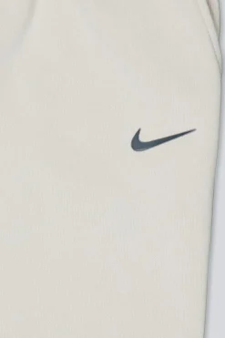 Calções Nike