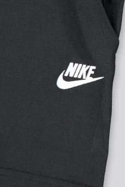 Calções Nike