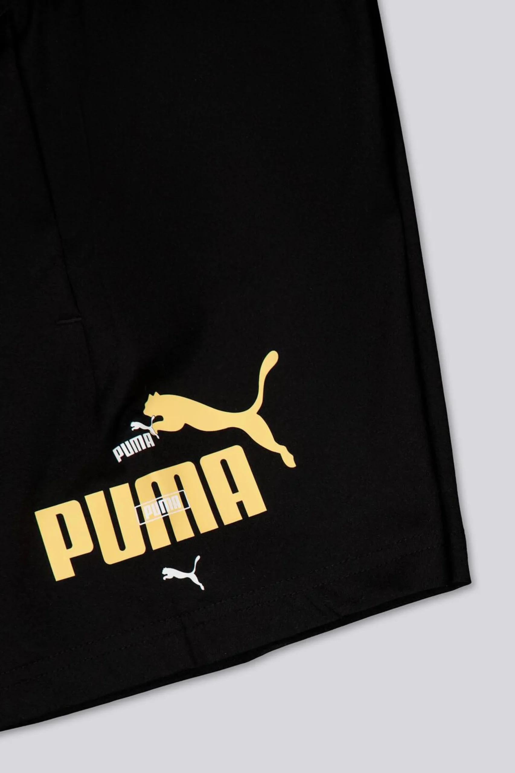 Calções Puma