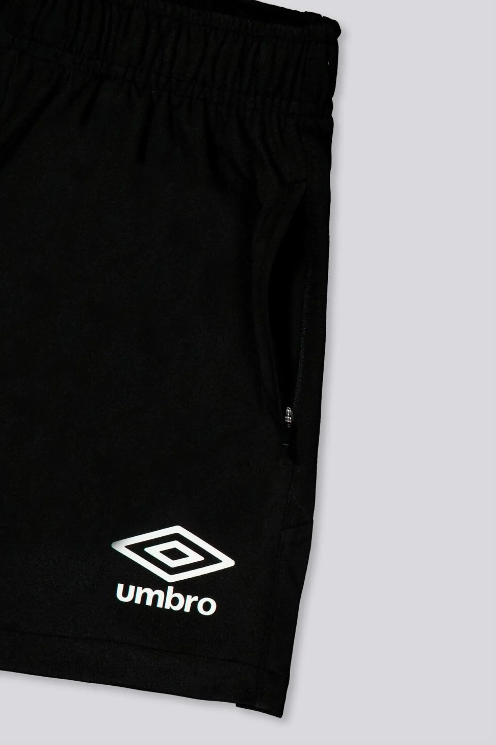 Calções Umbro Performance