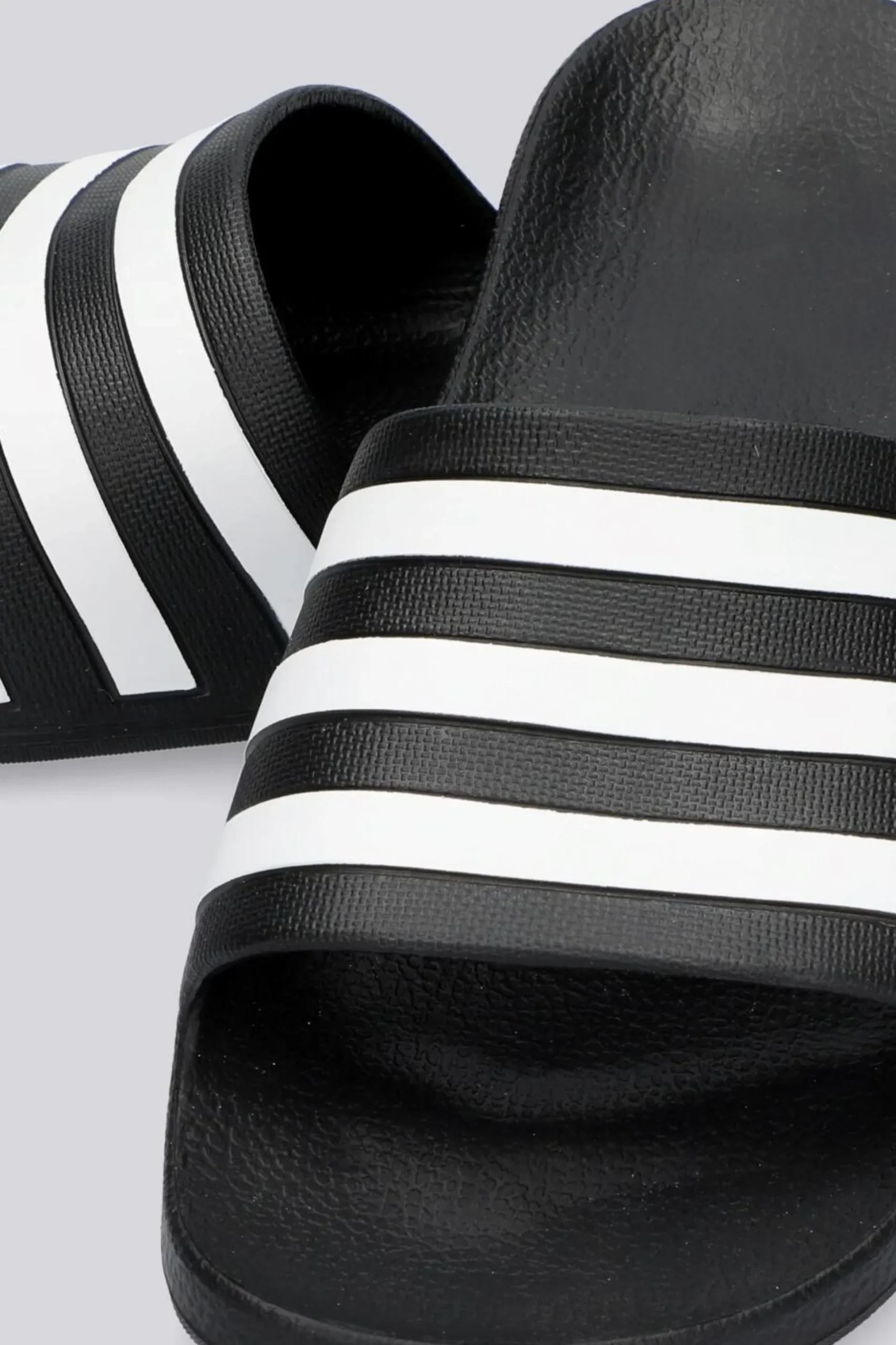 Chinelos adidas Adilette Aqua