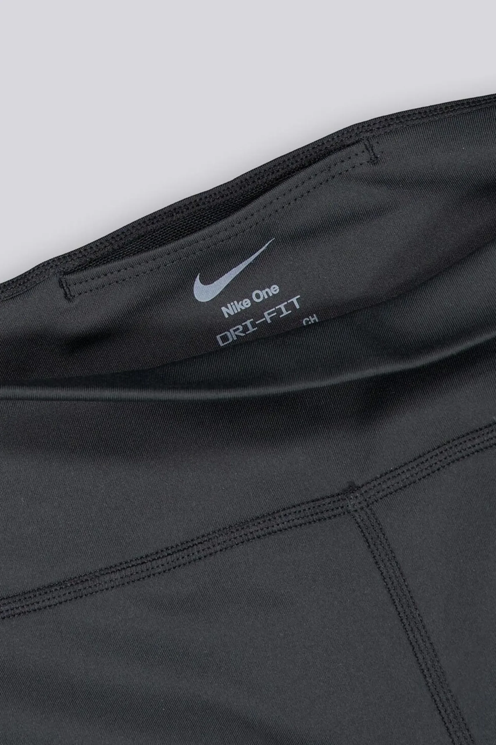 Leggings Curtas Nike