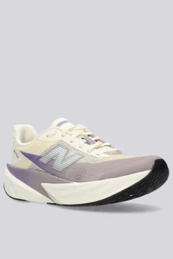 New Balance Rebel V5