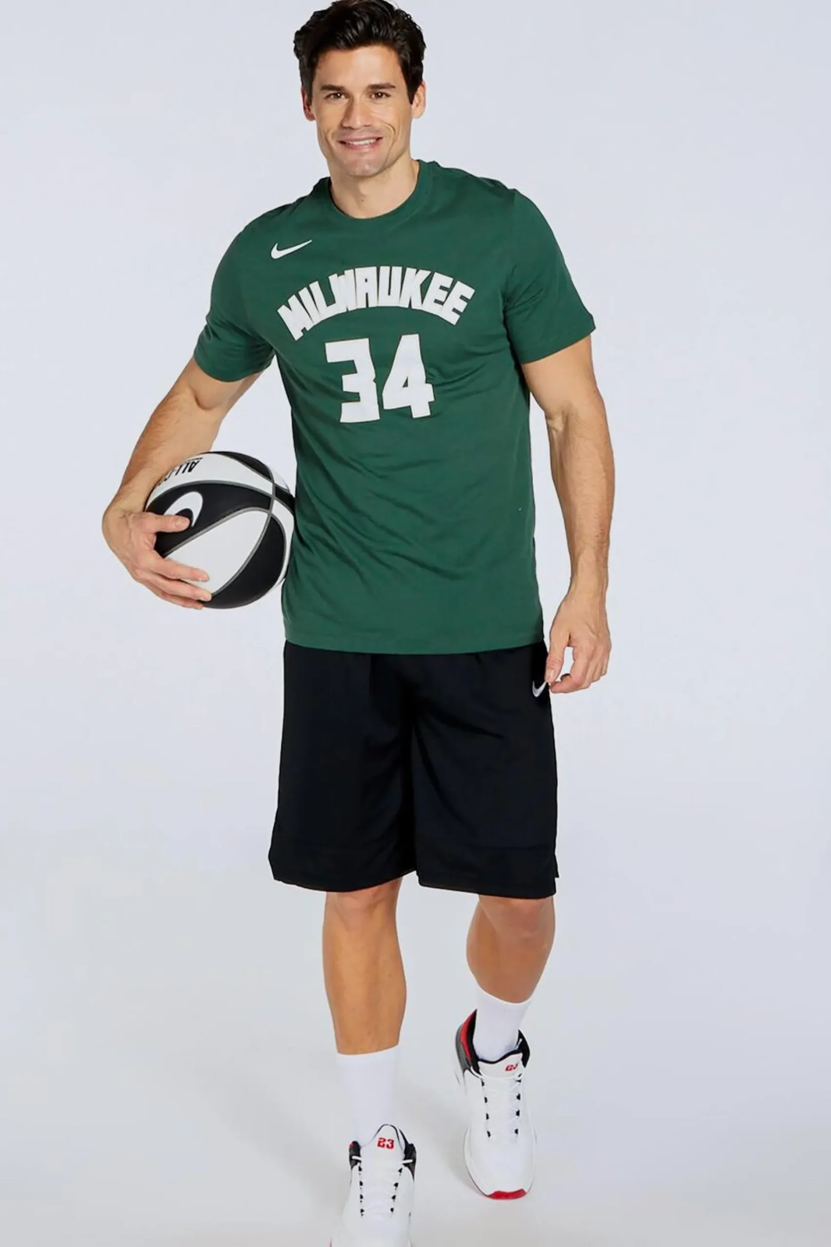 Nike Bucks G. Antetokounmpo