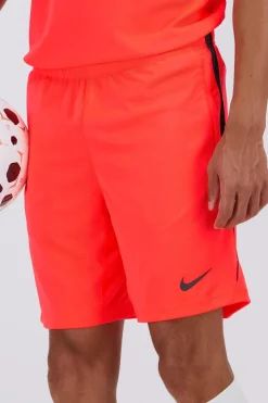 Nike Strike 26