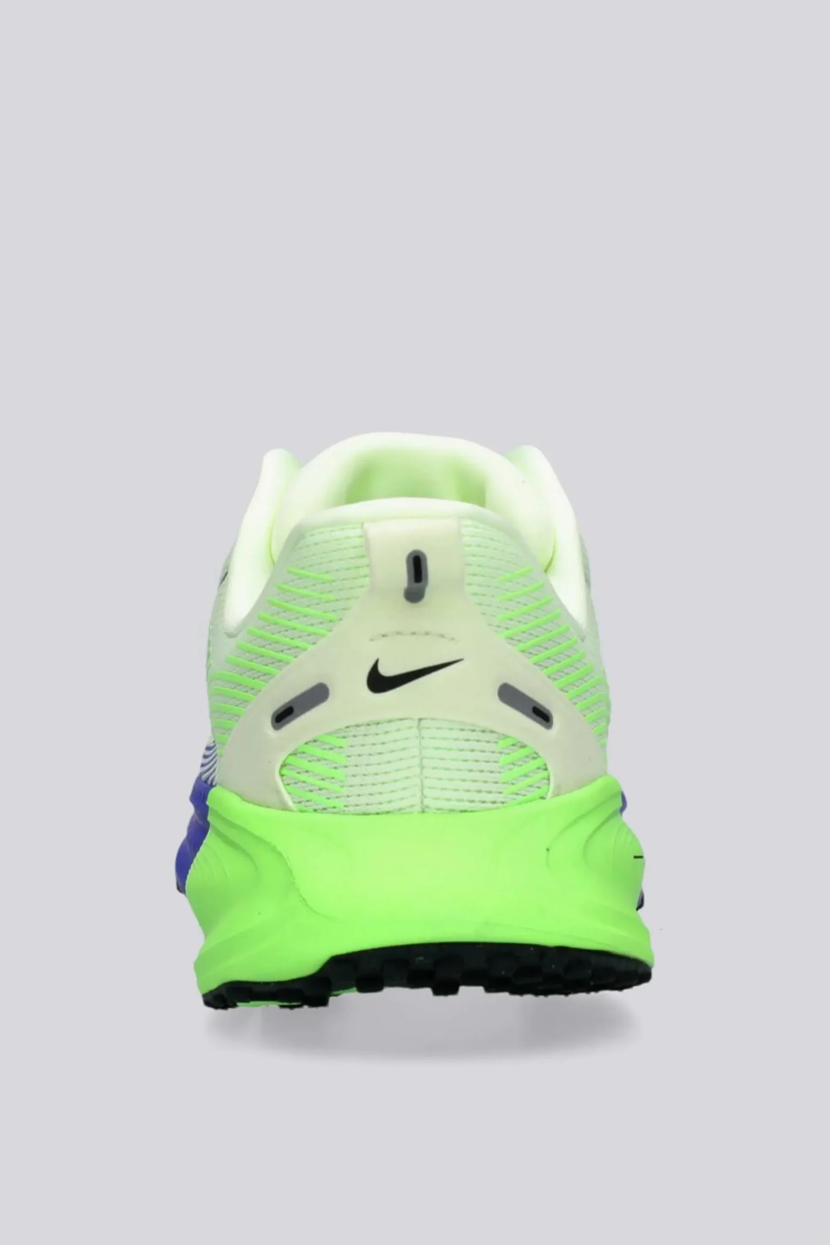 Nike Vomero 18