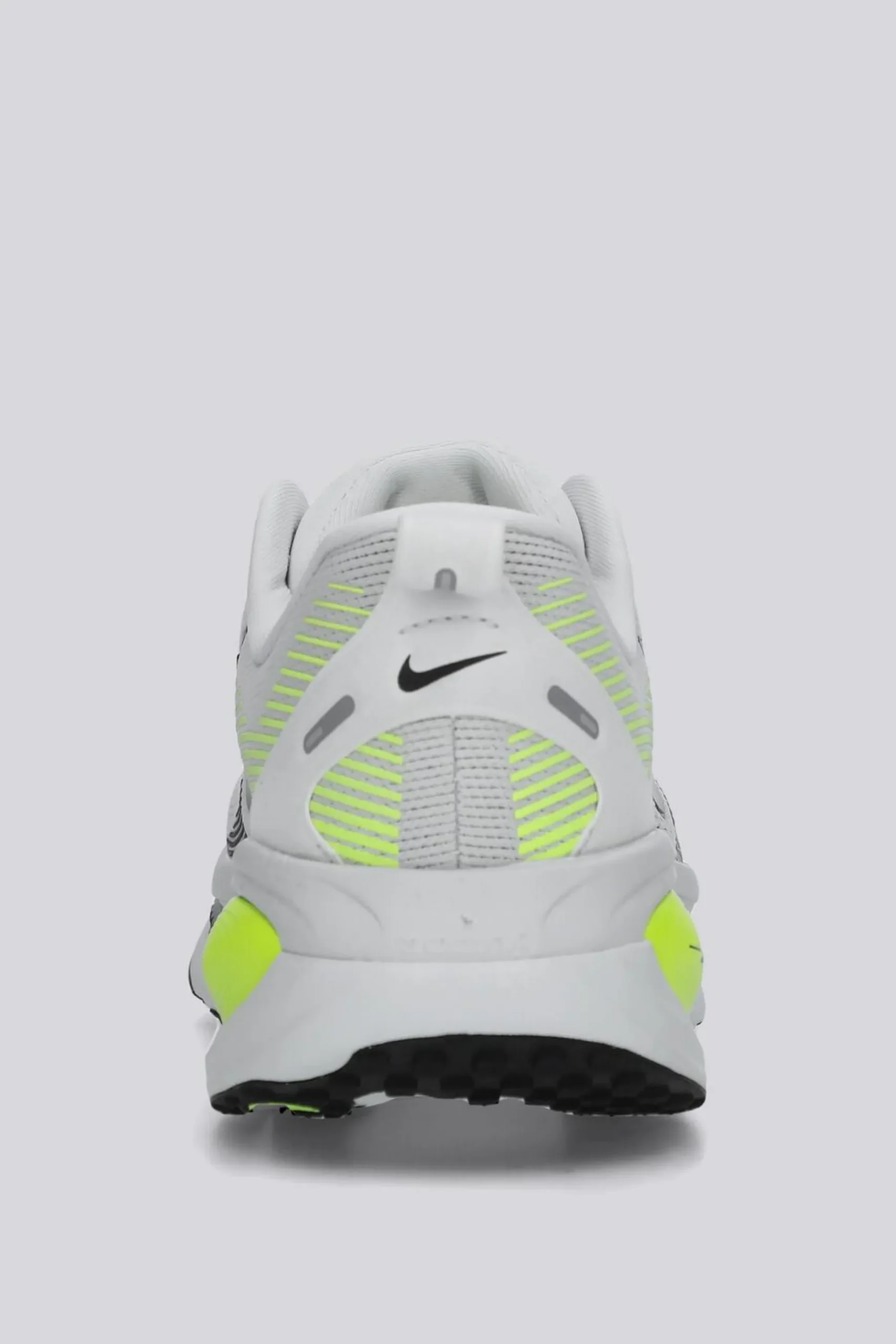 Nike Vomero 18