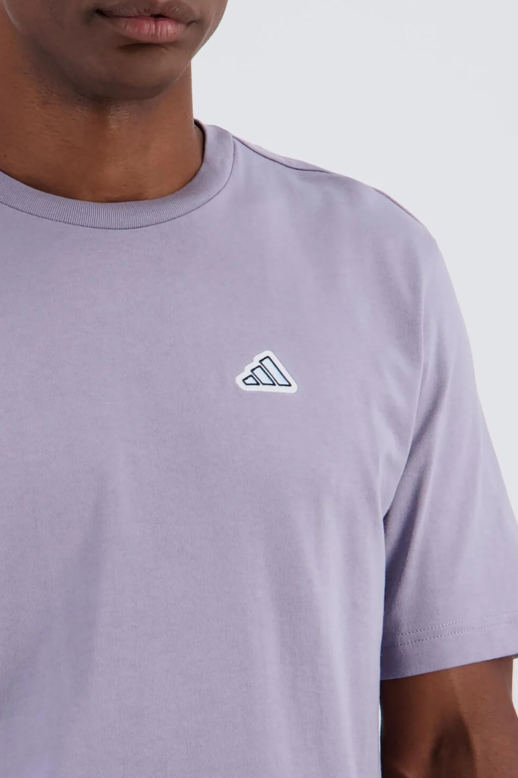T-shirt adidas