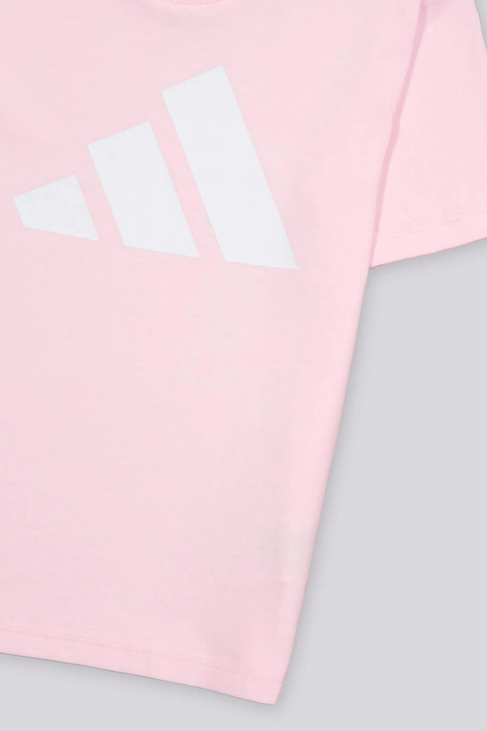 T-shirt adidas